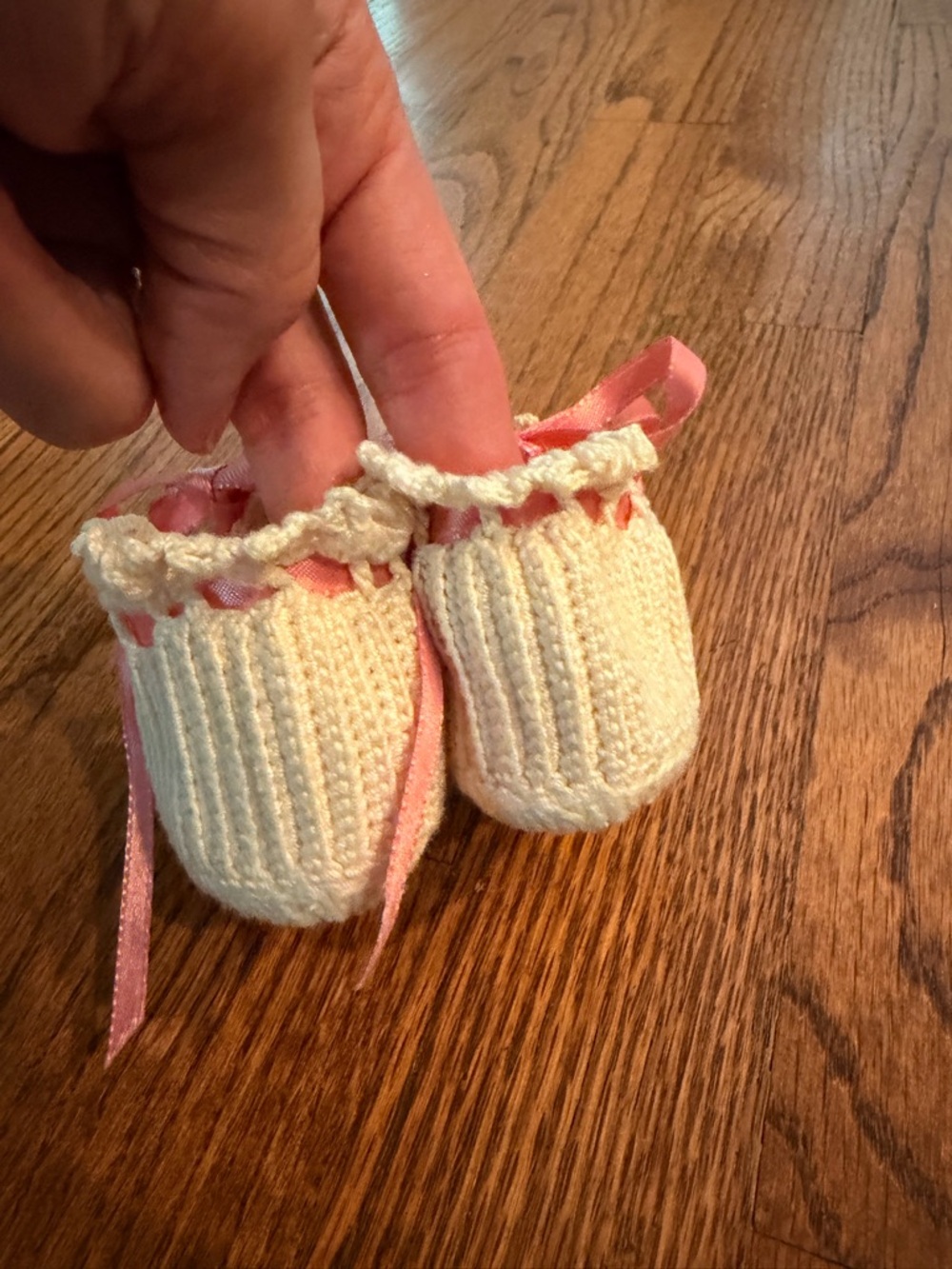 Handmade Cream Baby Booties with Pink Ribbon - Picture 4 of 6